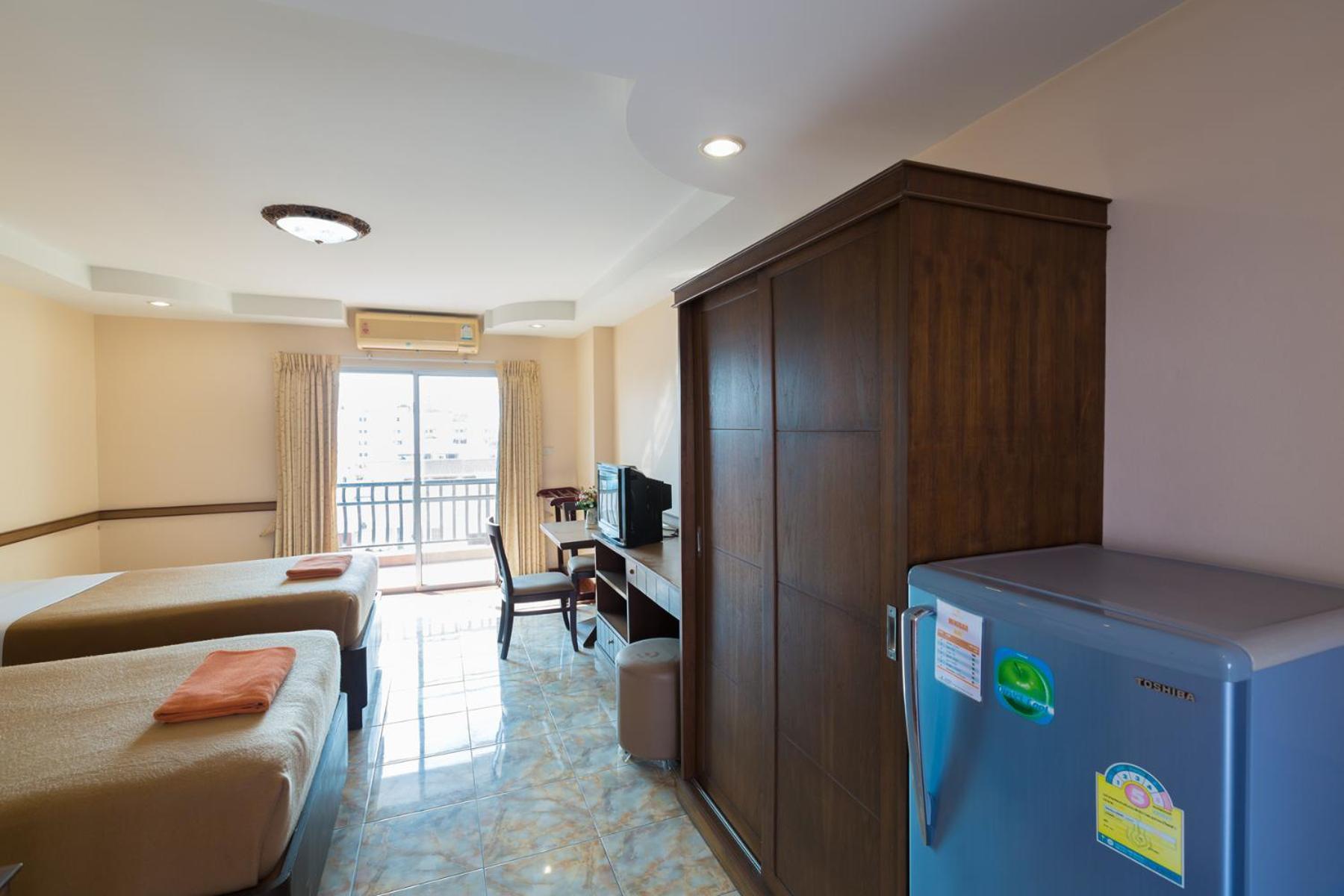 โรงแรม นาวิน แมนชั่น 2 Navin Mansion 2