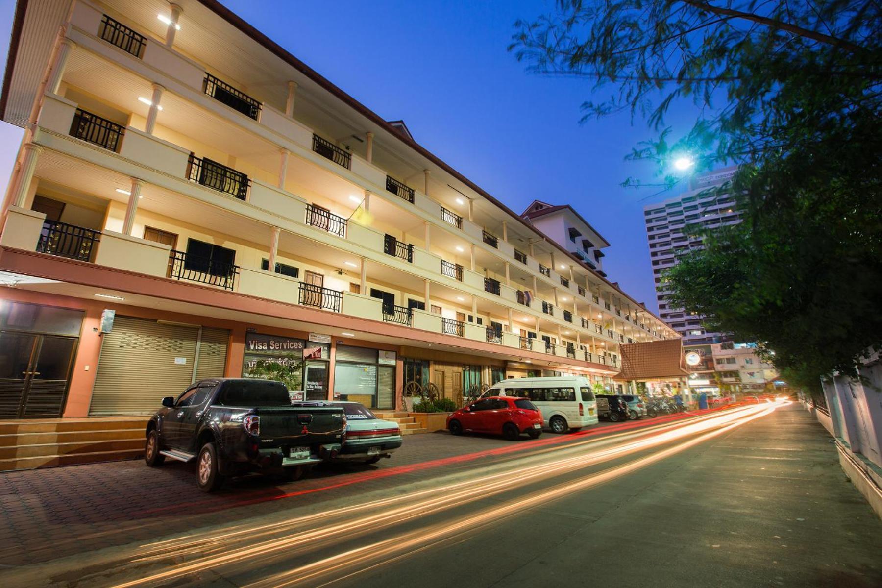 นาวิน แมนชั่น 2 Navin Mansion 2 โรงแรม 2*