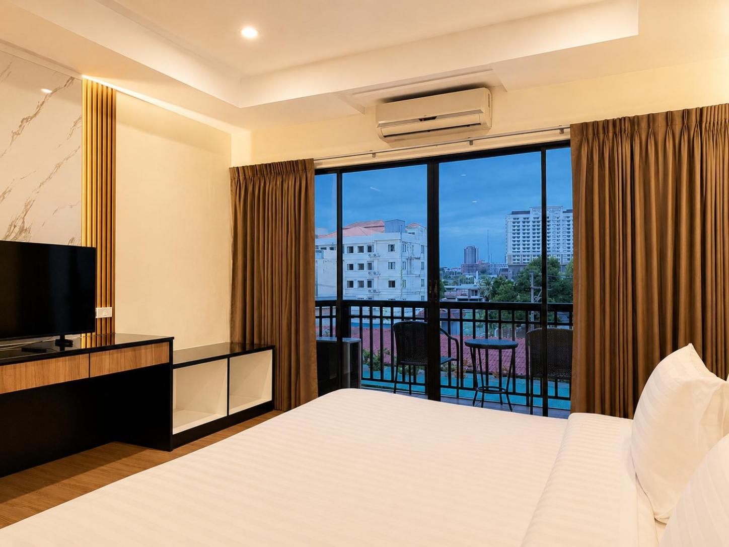 โรงแรม Nova Park Pattaya
