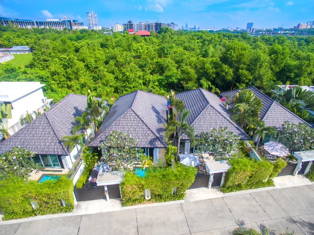 Hollywood Pool Jomtien Villa *