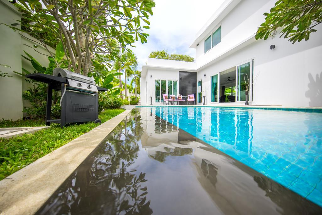 Villa Hollywood Pool Jomtien *