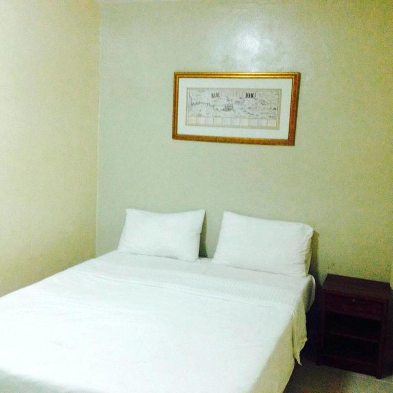 Sandman & Sports Bar Hotel