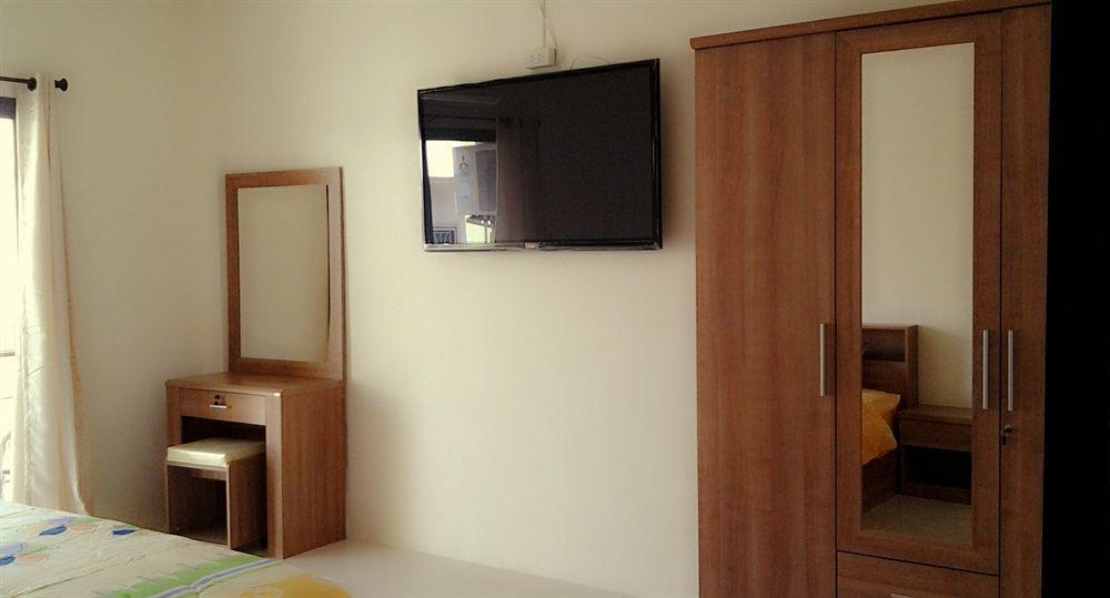 I Rovers Guest house *