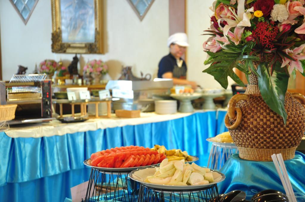 Sabai Resort 3*