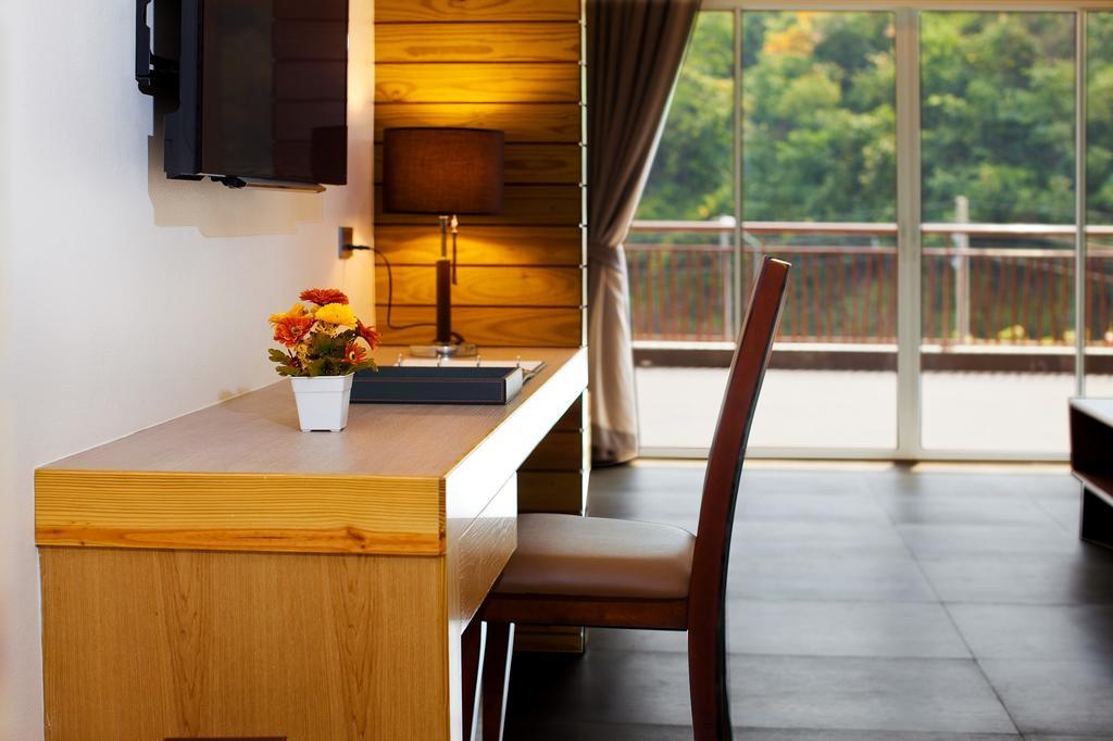 Balihai Bay Hotel 4*