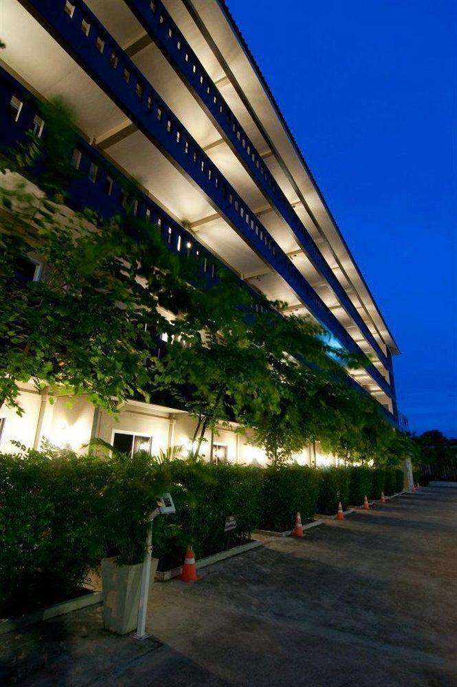 Ploen By Tolani Hotel 2*
