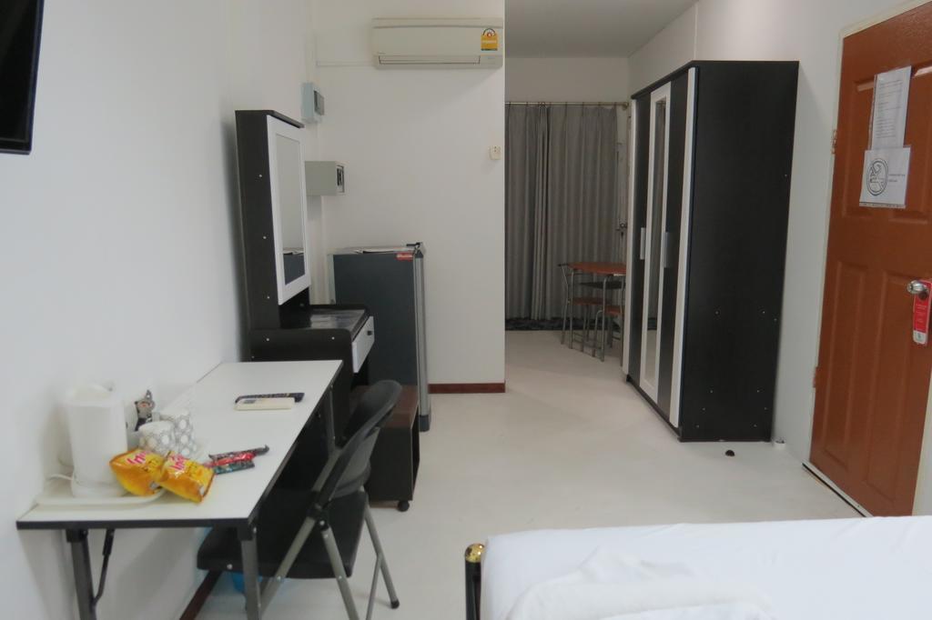 Pizza Italy Restaurant And Guest house *