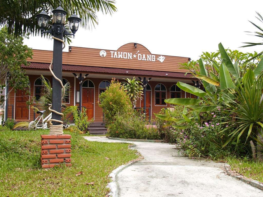 Hotel Cowboy Farm Pattaya