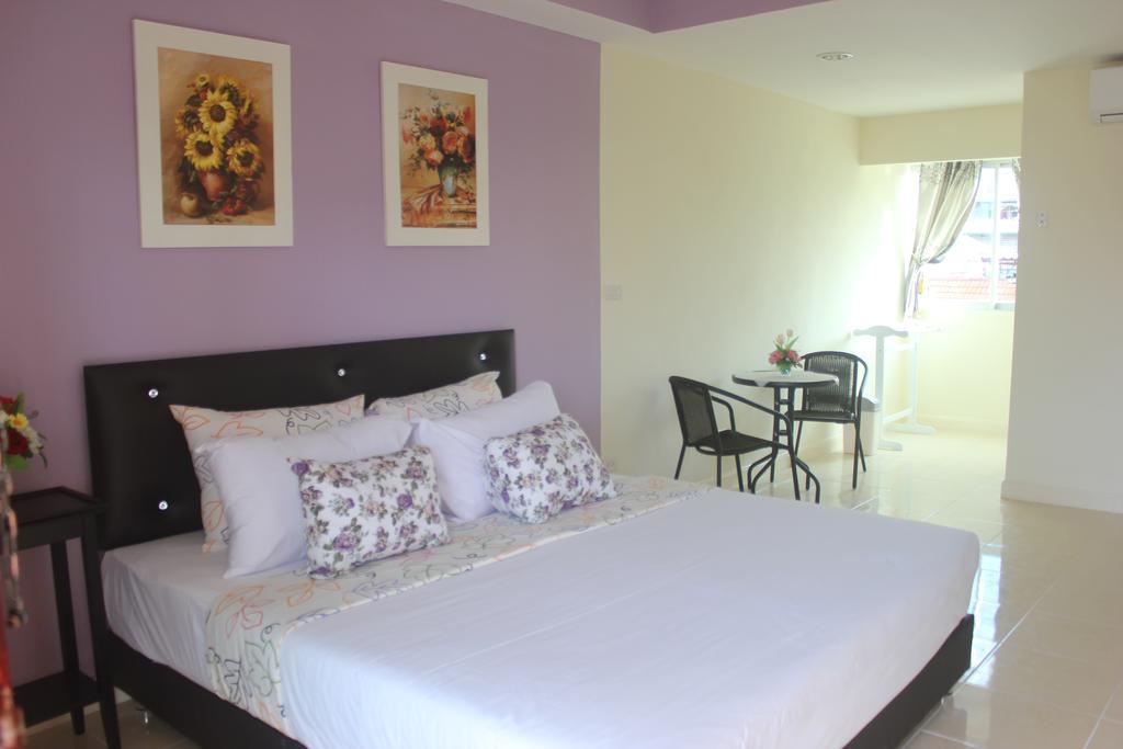 Inn The Moonlight Place 3*