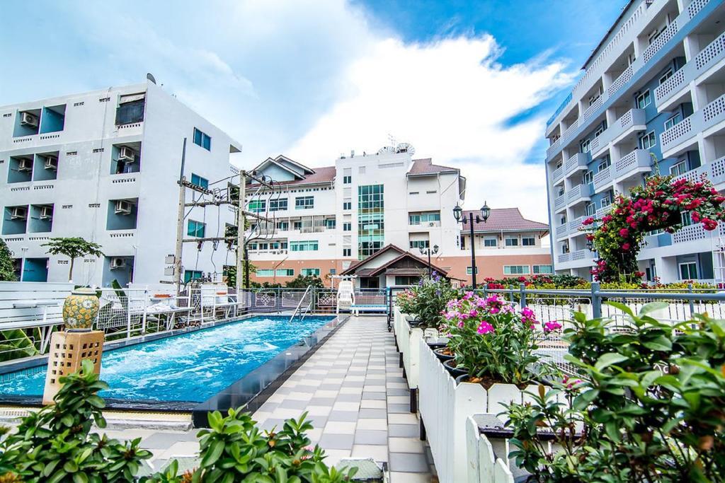 Hotel Sutus Court 1 Pattaya