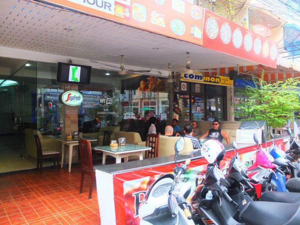 Piza 24 Guest house