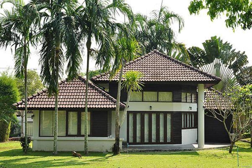 Country Club & 4*