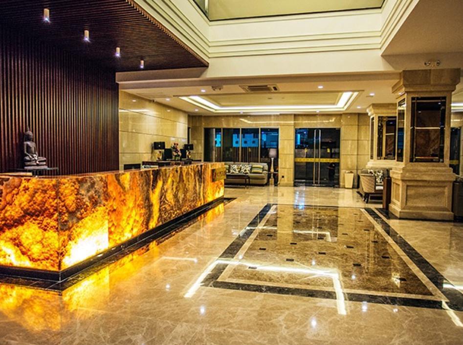 Hotel March 3*