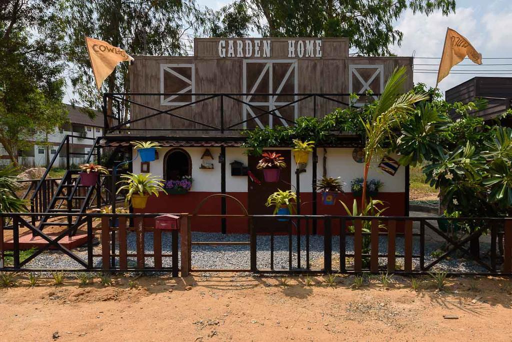 Cowboy Farm Pattaya
