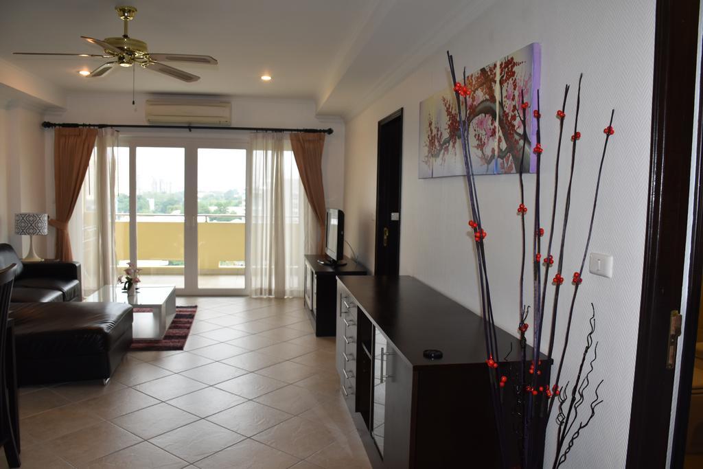 Apartment View Talay 6 Wongamat