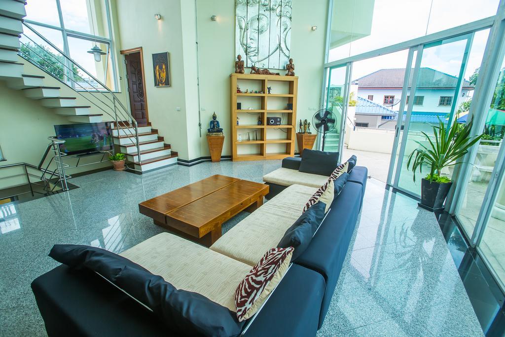 Penthouse Pool Pattaya