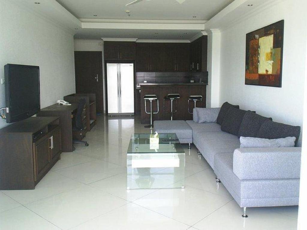 Vtsix Service At View Talay 6 Aparthotel Pattaya