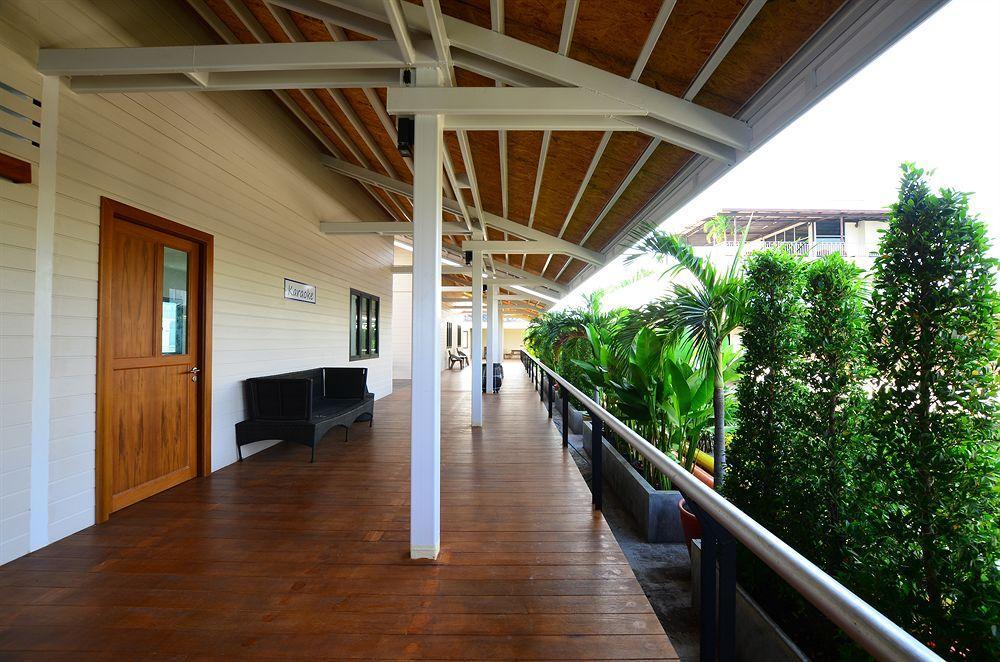 Baywalk