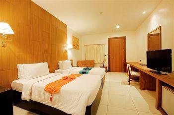 Hotel Baywalk