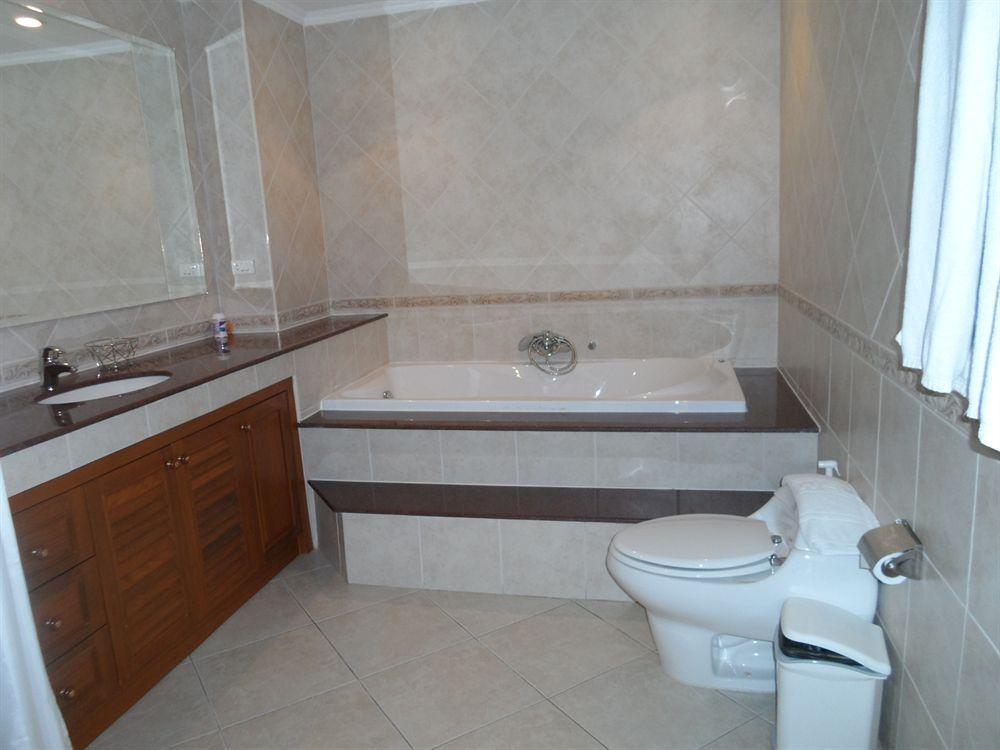 Apartment View Talay 6 *