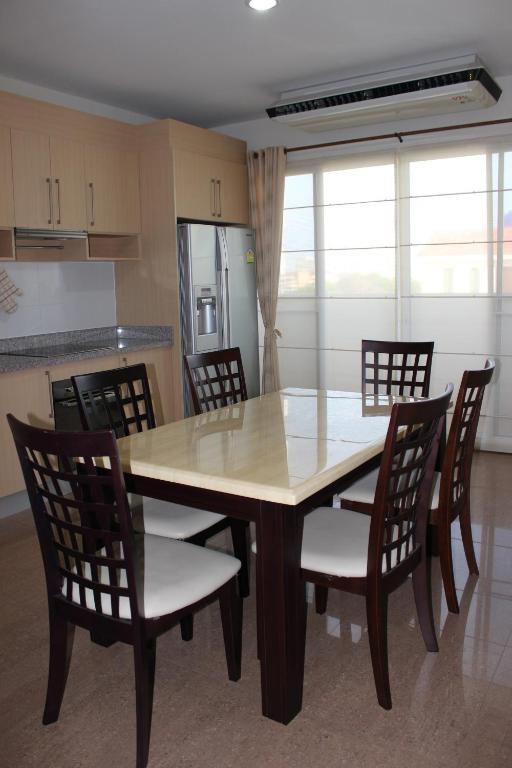 Samal Guest house 2*