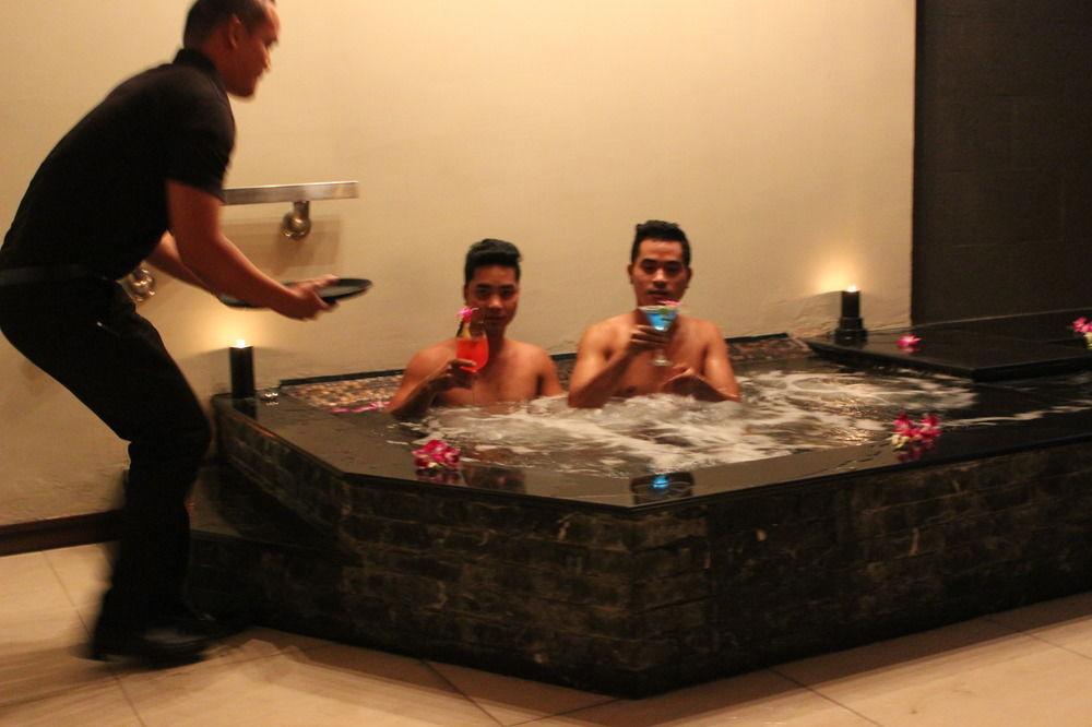 Poseidon Boutique Hotel 3*