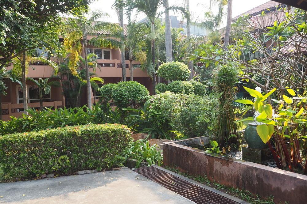 Loma & Resort 3*