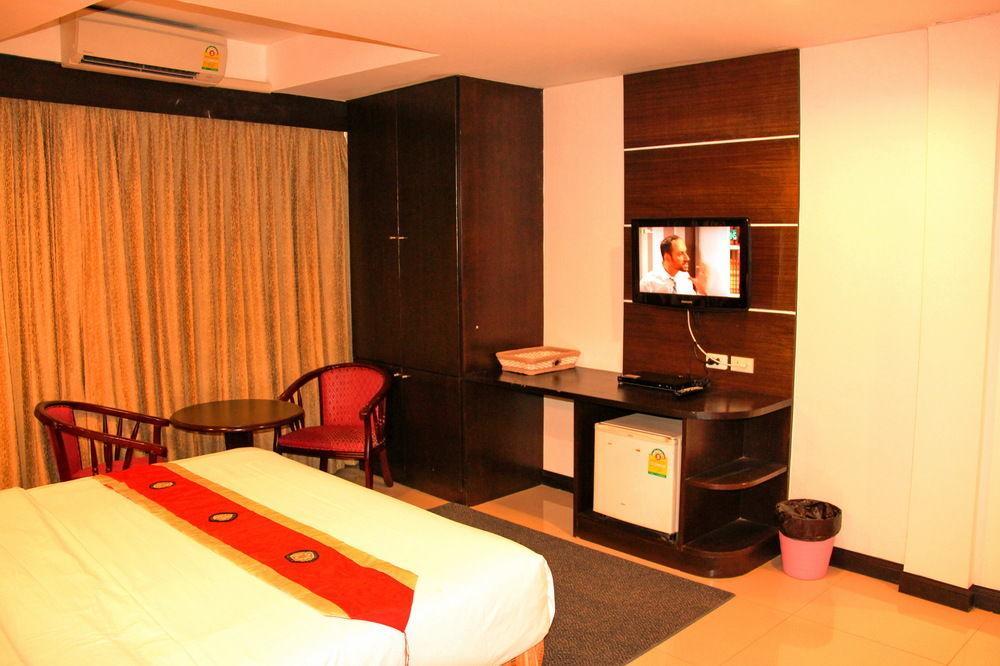 Place 2* Pattaya