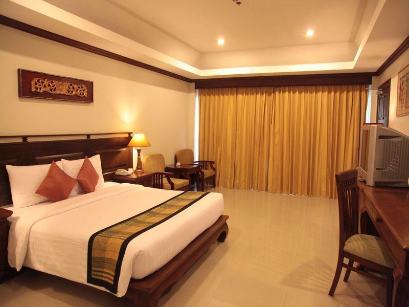 Avalon 4*