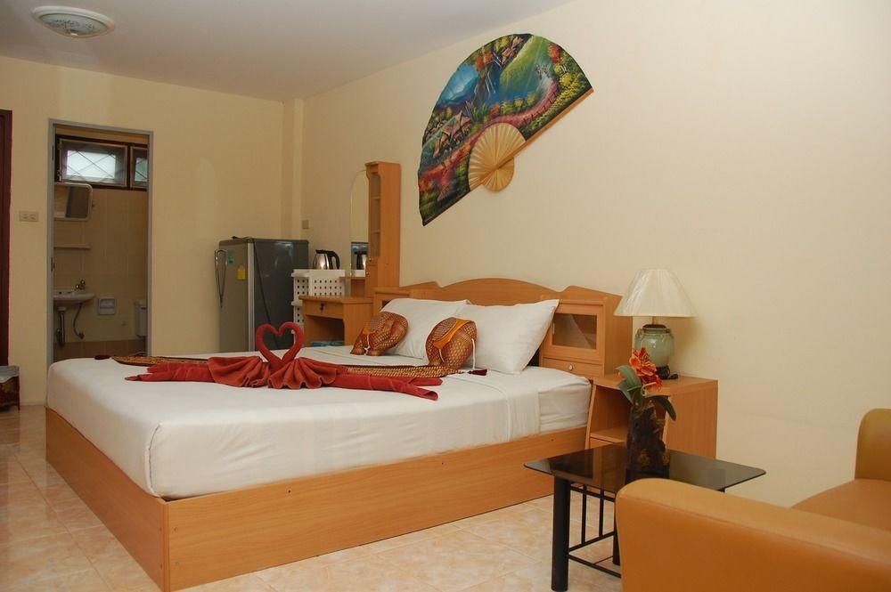 Sirikarn & Luxury 3* Pattaya