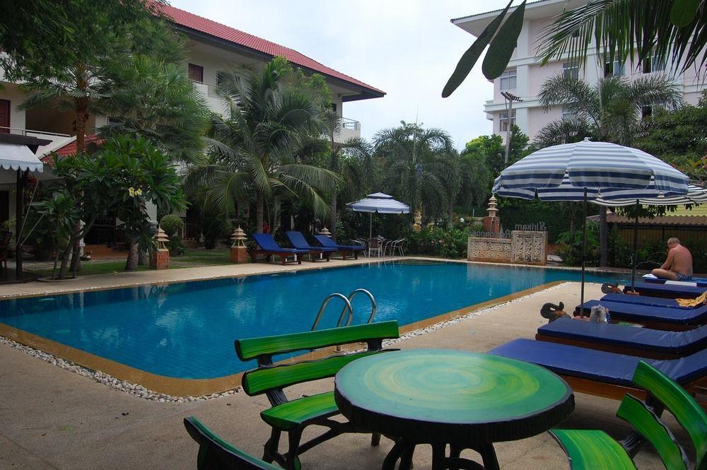 Sirikarn & Luxury 3* Pattaya