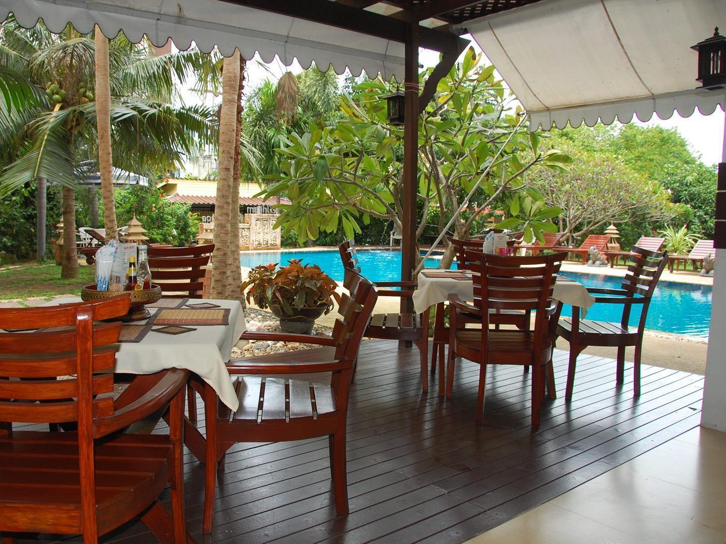 Sirikarn & Luxury 3* Pattaya