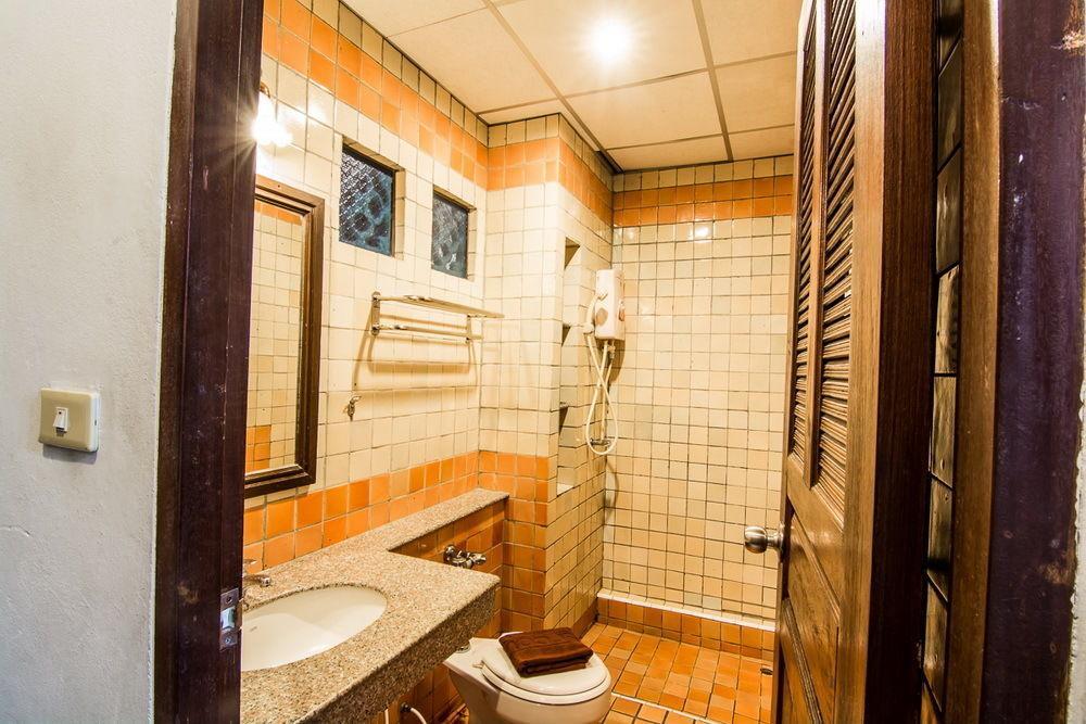 Sutus Court 3 Hotel 3*