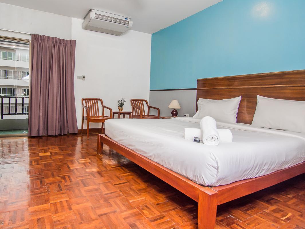 Sutus Court 3 Hotel