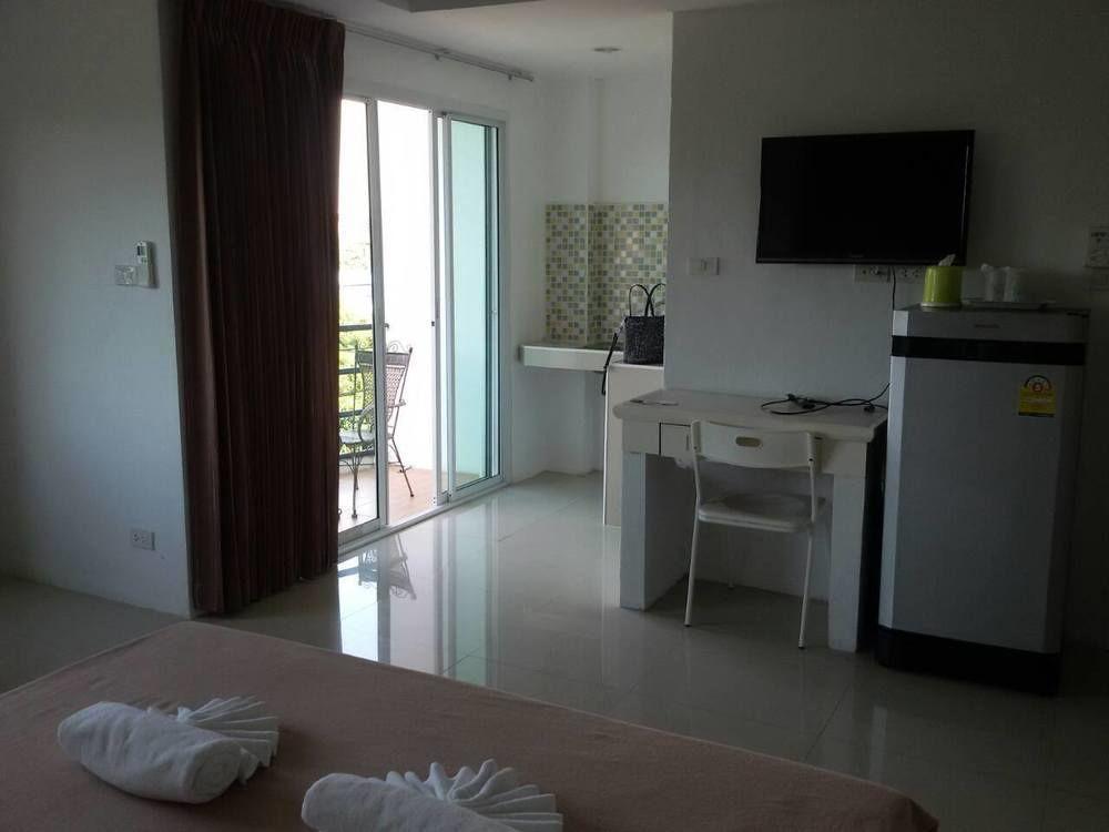 Lighthouse 3* Pattaya
