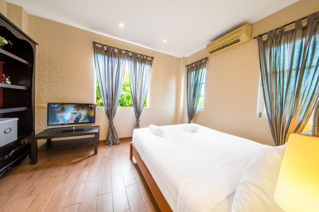 Royal Beach pool villa pattaya Villa Pattaya