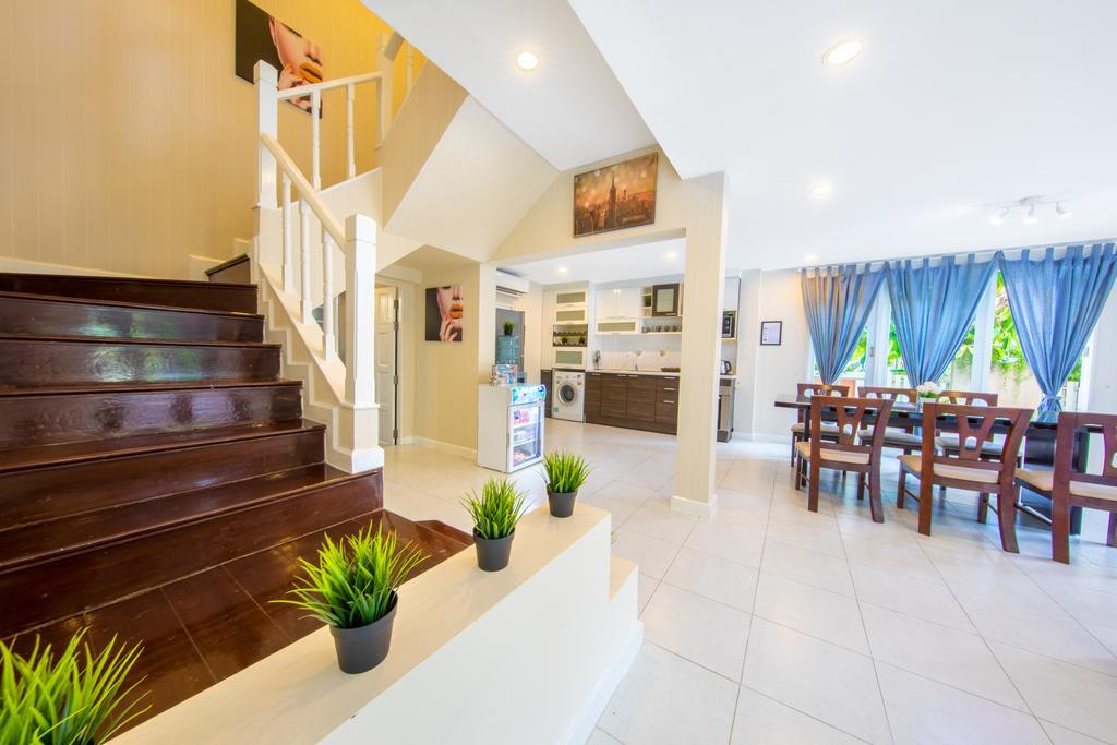 Royal Beach pool villa pattaya Pattaya