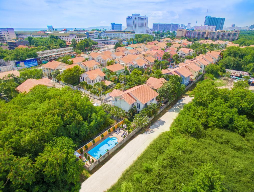 Villa Royal Beach pool villa pattaya *