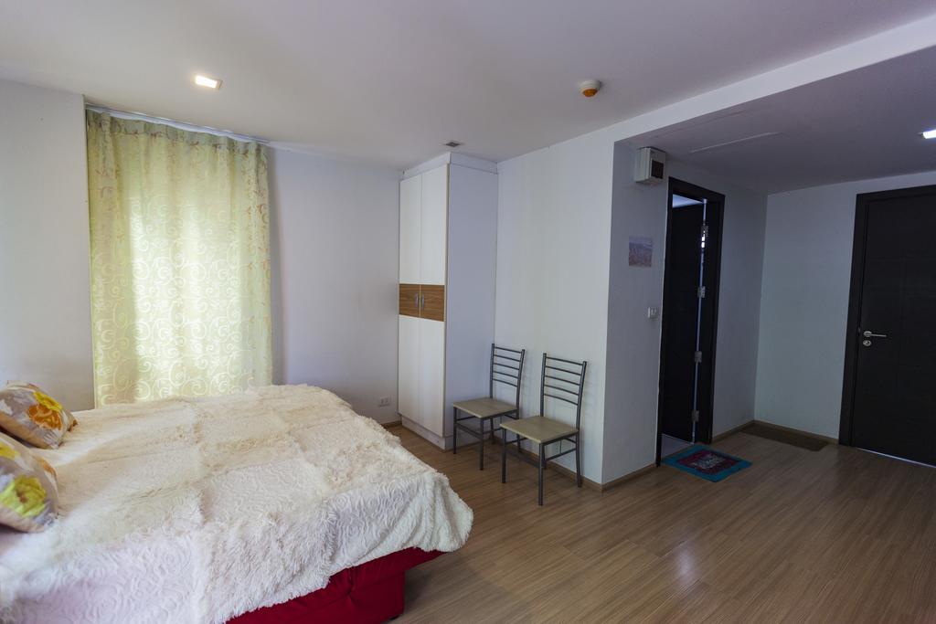 Apartment Urban Condominium
