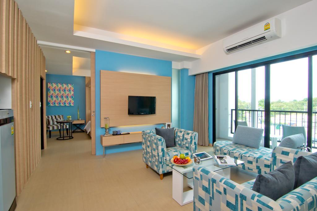 Hotel J 4*
