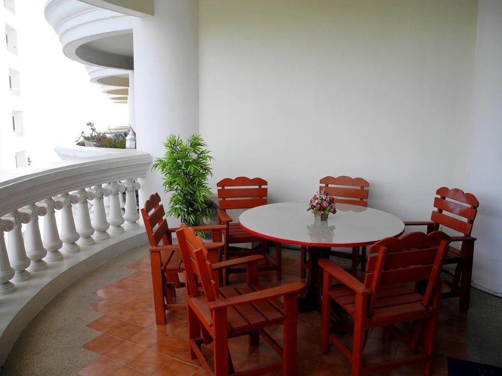 Sky Orchid Beachfront * Pattaya