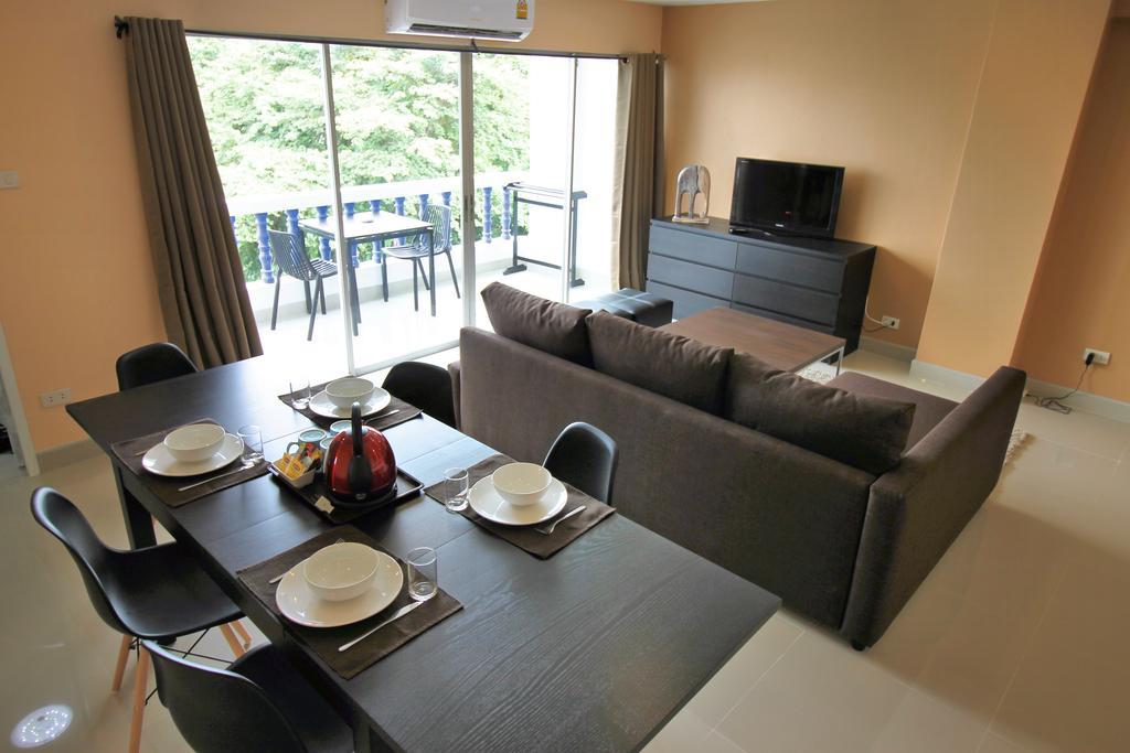 Ruamchok Ocean View Apartment Pattaya