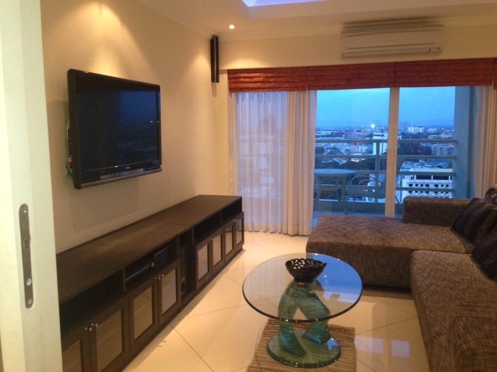 View Talay 6 By Cando Apartment Pattaya