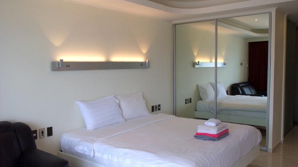 View Talay 6 By Cando Apartment *