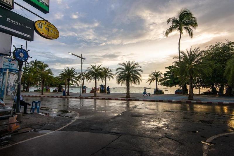 Hotel Seashore By Compass Hospitality Pattaya