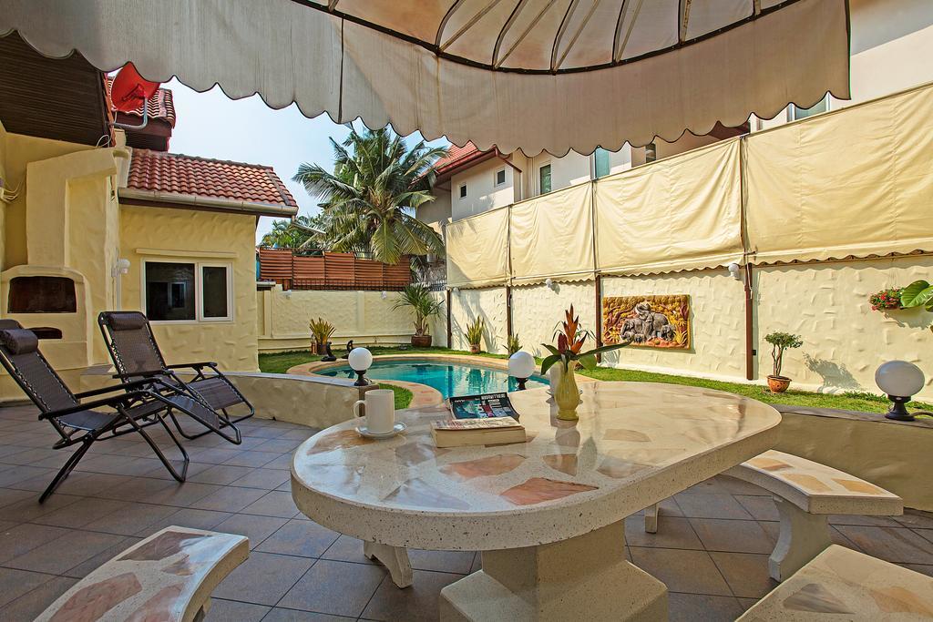 Nai Mueang Far With - 4 Bedroom * Pattaya