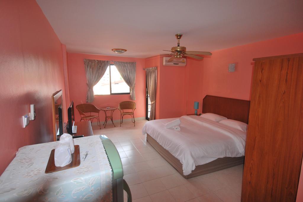 Guest house Kingfisher House & Bar Pattaya