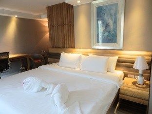 Hotel Oyo 143 Dday Resotel