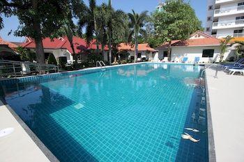 Hotel New Nordic Pool Pattaya