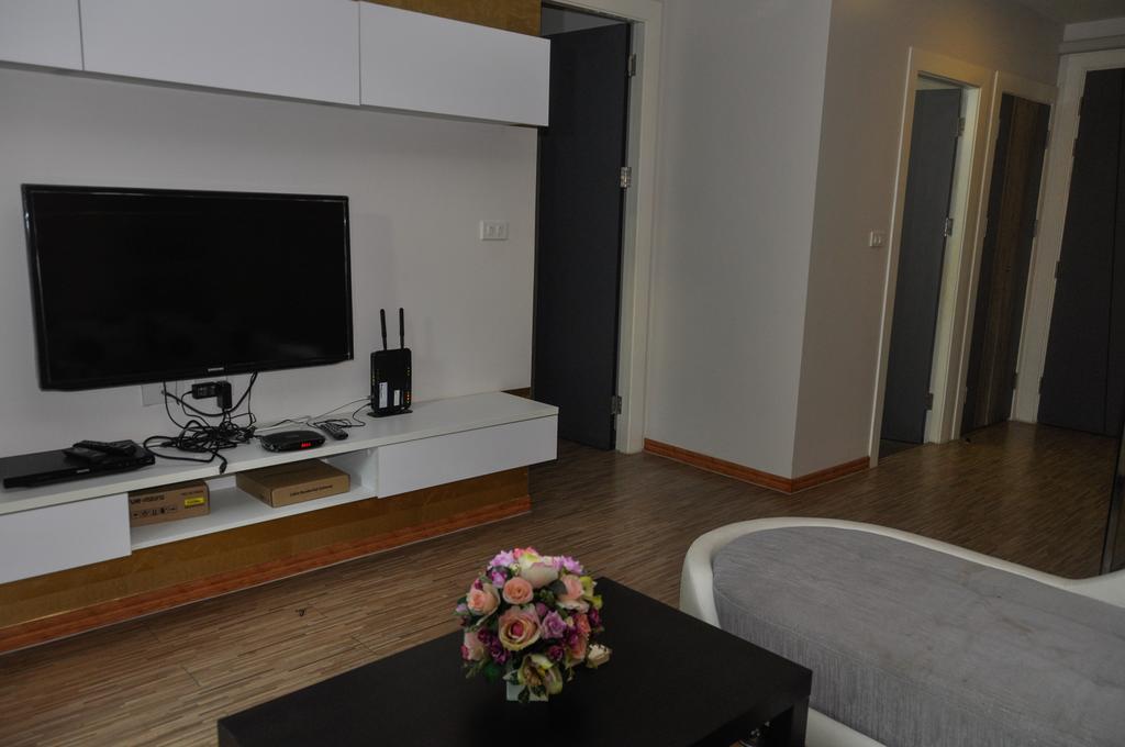 Apartment Sixty Six By Vpg